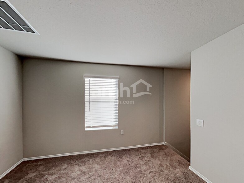 Building Photo - 7330 Rosada Way