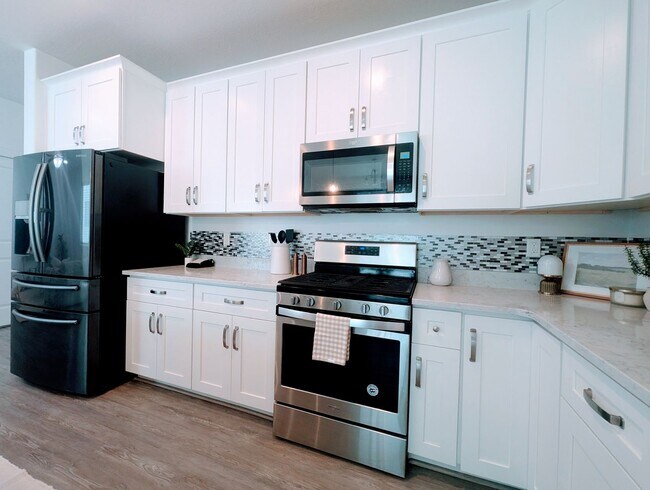 Building Photo - 1049 Albion Meadow Way