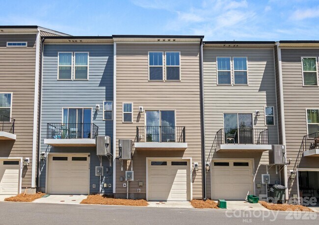Building Photo - 120 Judson Ave