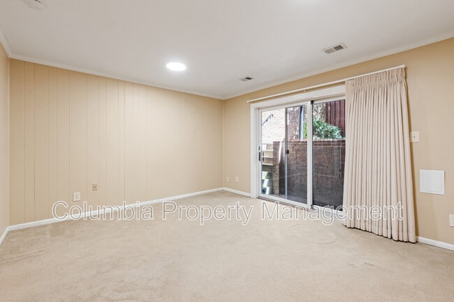 Building Photo - 706 6th St SW