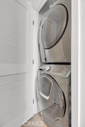 Building Photo - 1223 Larrabee St