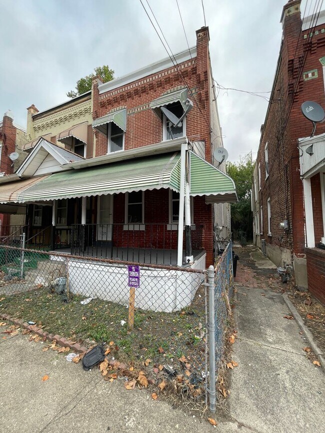 Building Photo - Beautiful 4 Bedroom, 1.5 Bath in Chester