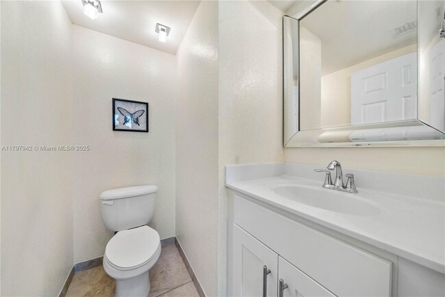 Building Photo - 5840 NW 104th Ct