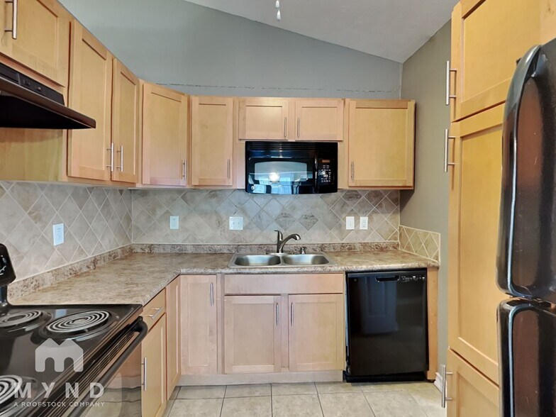 Building Photo - 6702 Fire Hill Dr