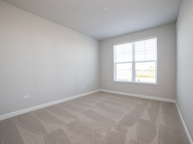 Building Photo - 14820 Wallin Dr