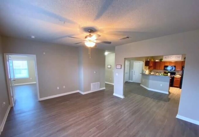 Building Photo - 1 bedroom in Houston TX 77047