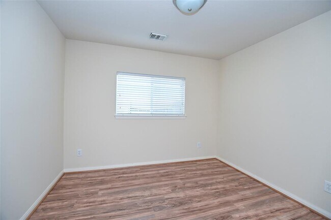 Building Photo - 19119 Canyon Ferry Ln