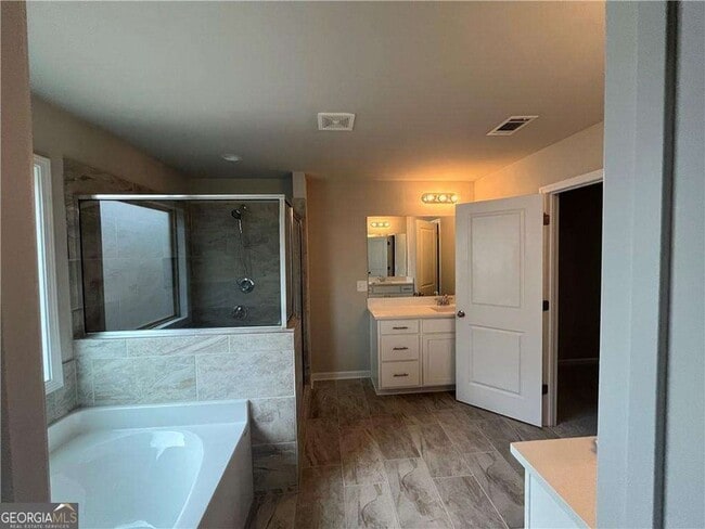 Building Photo - 408 Elkhorn Gln Ct