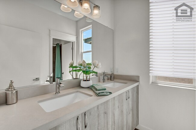 Building Photo - 3Bed/2.5Bath Modern House in Goodyear! -- MODERN FINISHES!