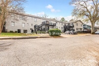 Building Photo - 2672 E 3rd St