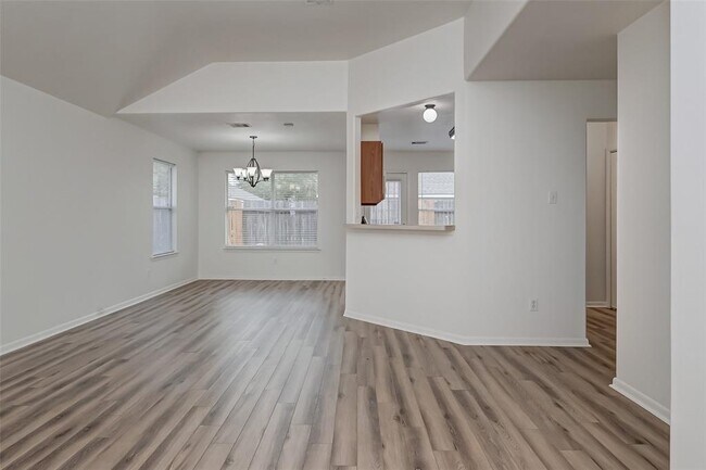 Building Photo - 6030 Shining Leaf Ct