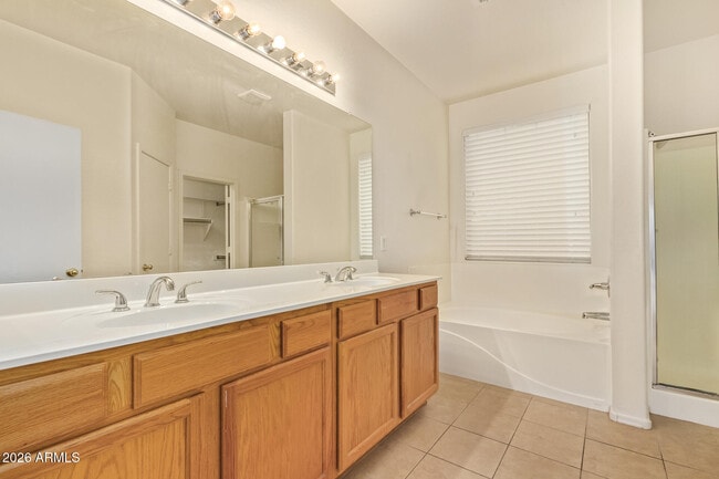 Building Photo - 8353 W Carol Ave