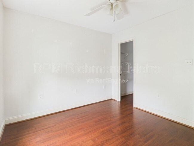 Building Photo - 1712 Kemper St