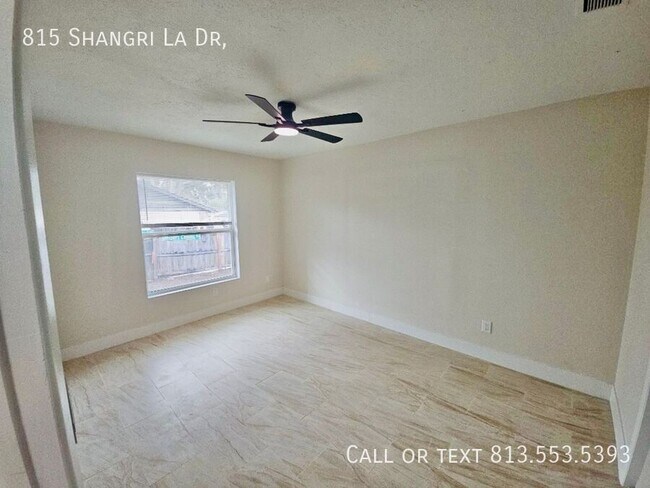 Building Photo - 815 Shangri La Dr