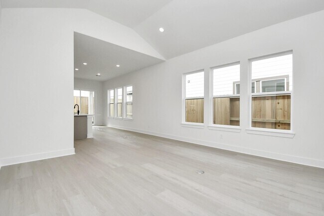 Building Photo - 4352 Avron Dr