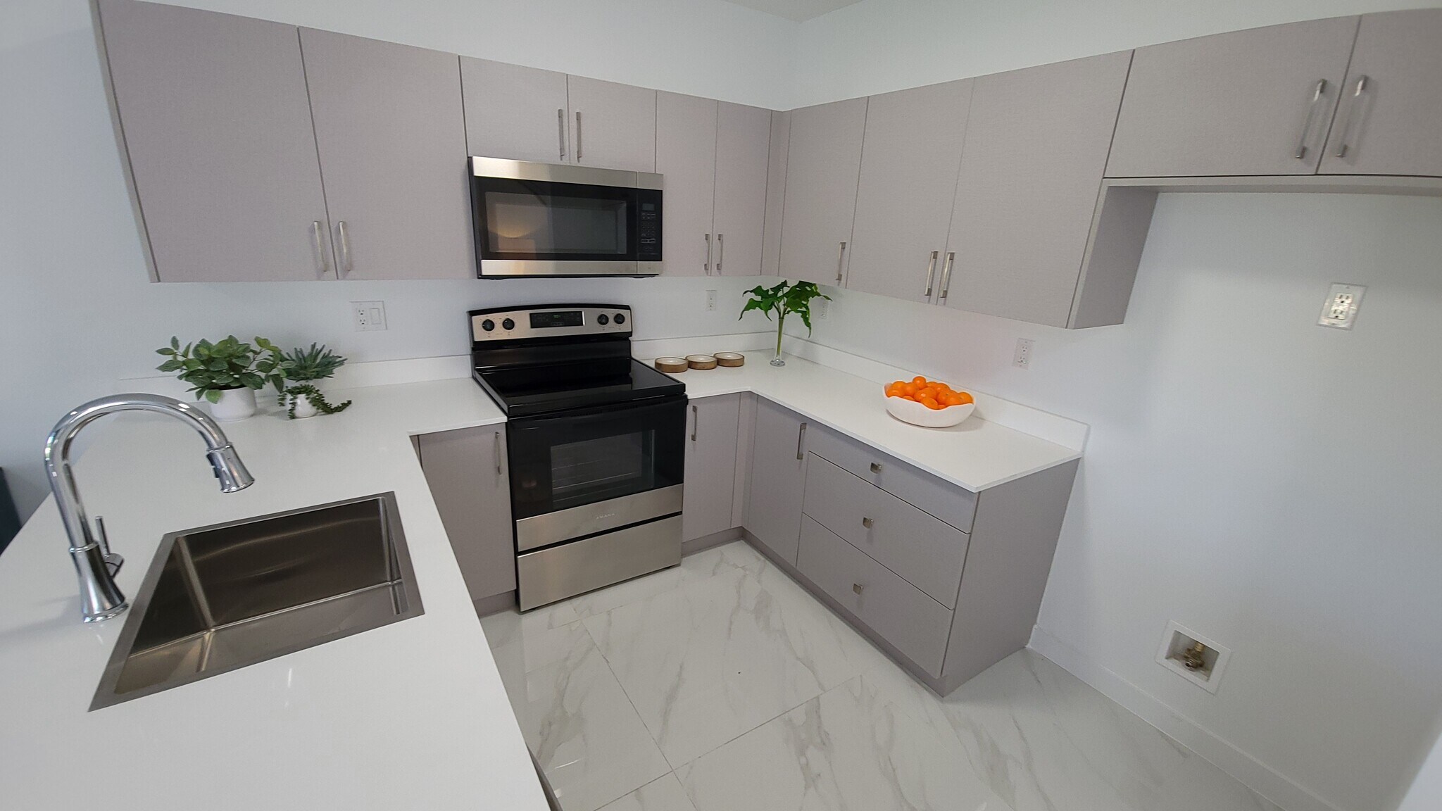 Building Photo - 441 E 23rd St