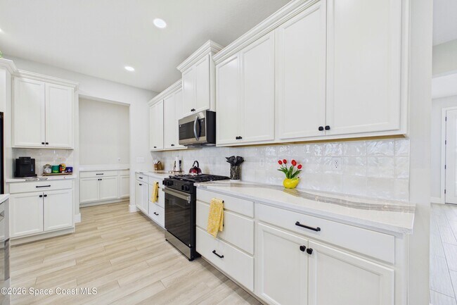 Building Photo - 3323 Toliman Pl