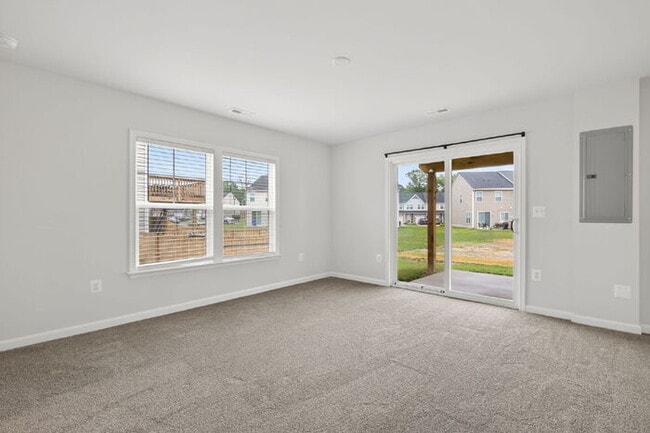 Building Photo - Spacious 3 Bedroom Townhome in Glen Allen - $2,650/mo