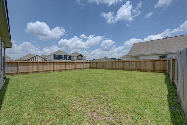 Building Photo - 13856 Goldeye Dr