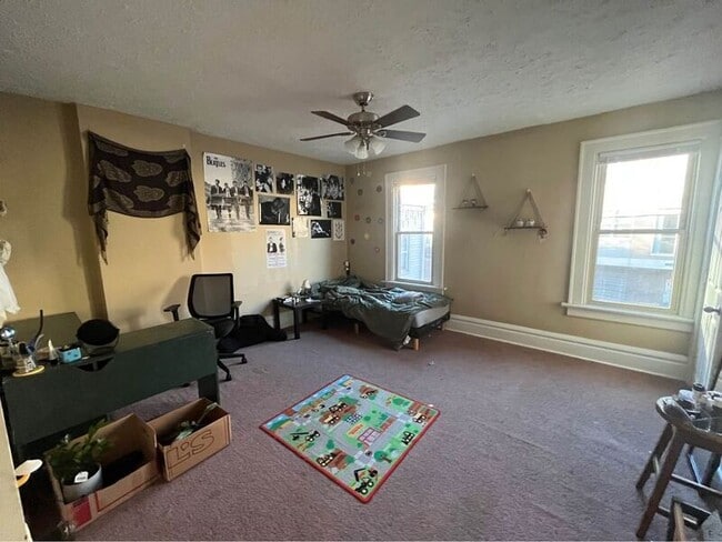 Building Photo - 1115-15 E 18th Ave