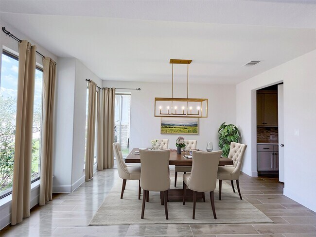 Building Photo - 5406 Holly Holw Ln