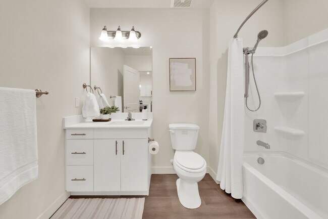 Building Photo - First Month Rent FREE