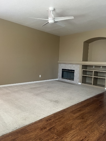 Building Photo - 2120 Stonewater Dr