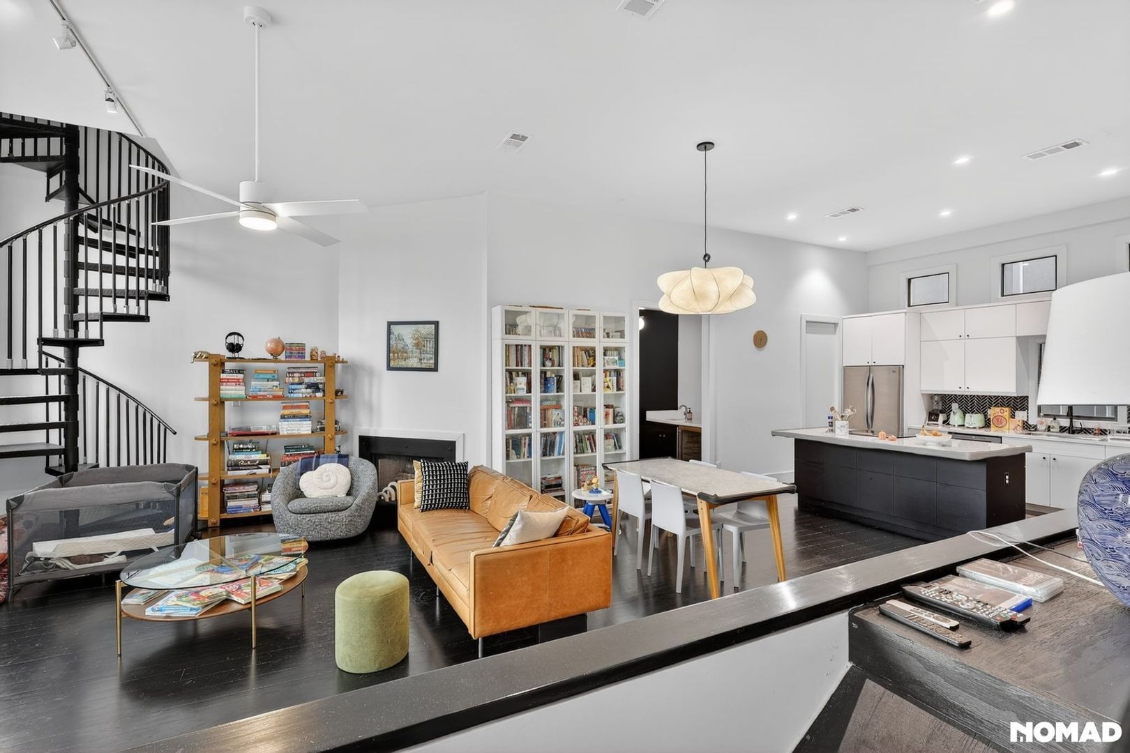 Building Photo - 2225 Hopkins St