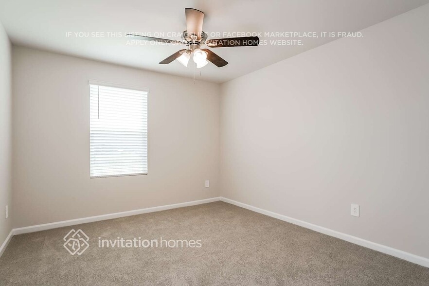 Building Photo - 547 White Birch Ln