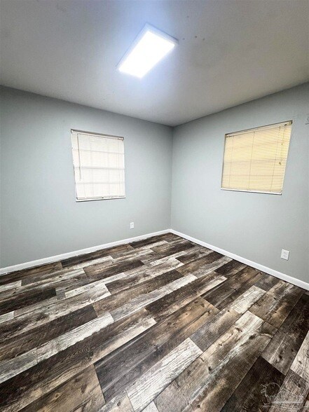 Building Photo - 4516 Charmonte Way