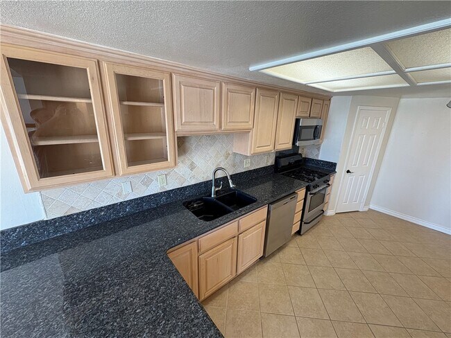 Building Photo - 3566 Windspun Dr