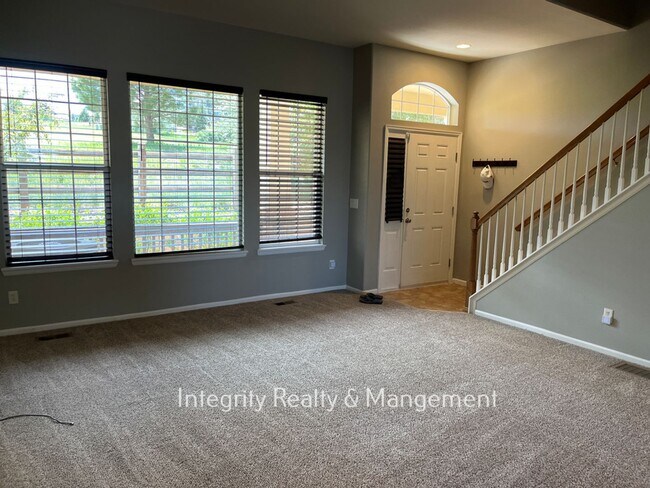 Building Photo - 1496 Royal Troon Dr