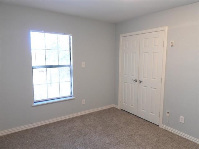 Building Photo - 4090 Windhaven Ln