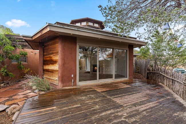Building Photo - 138 Ridgecrest Dr