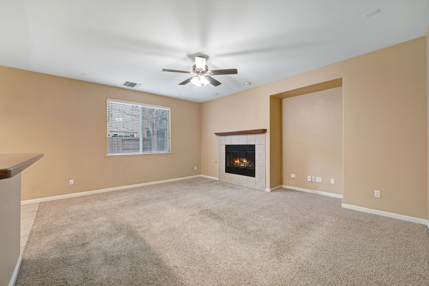 Building Photo - 4276 Steccato Dr