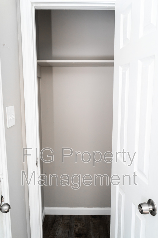 Building Photo - 109 Louella Dr