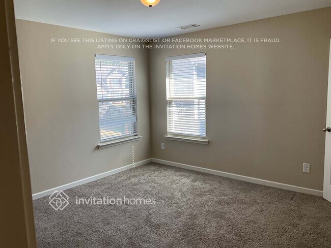 Building Photo - 1896 Logan Ridge Cir