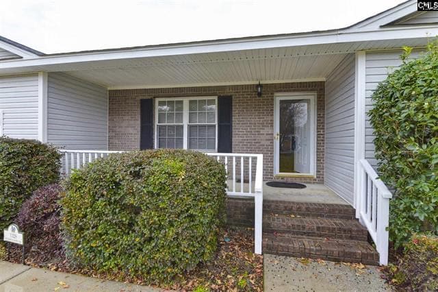 Building Photo - 1328 Hummingbird Dr
