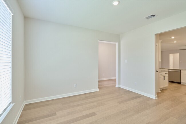 Building Photo - 21554 Bluebonnet Bay Dr