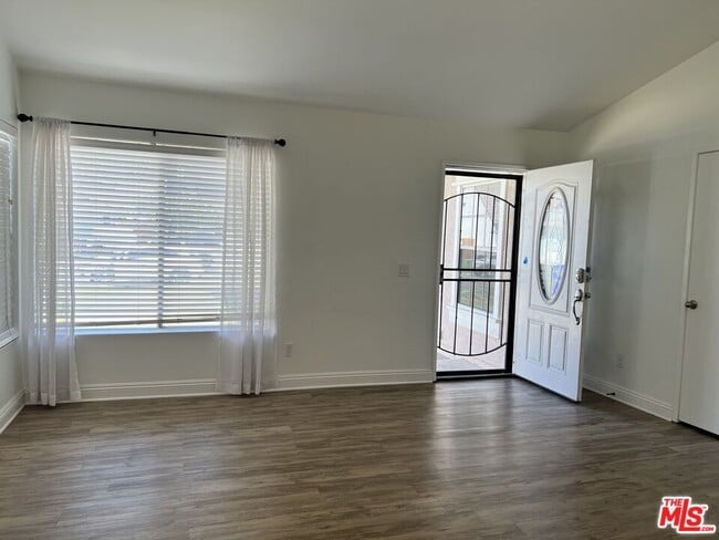 Building Photo - 11585 Pinnacle Peak Ct