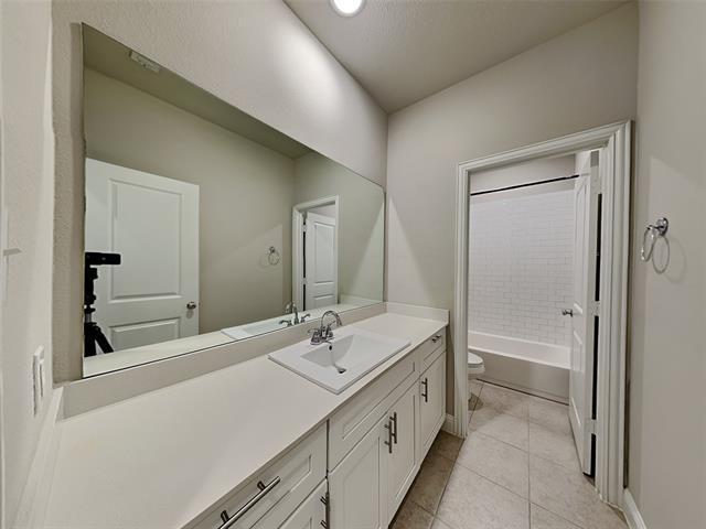 Building Photo - 2125 Johnson City Ave