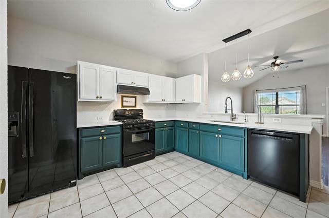 Building Photo - 7245 Silver City Dr