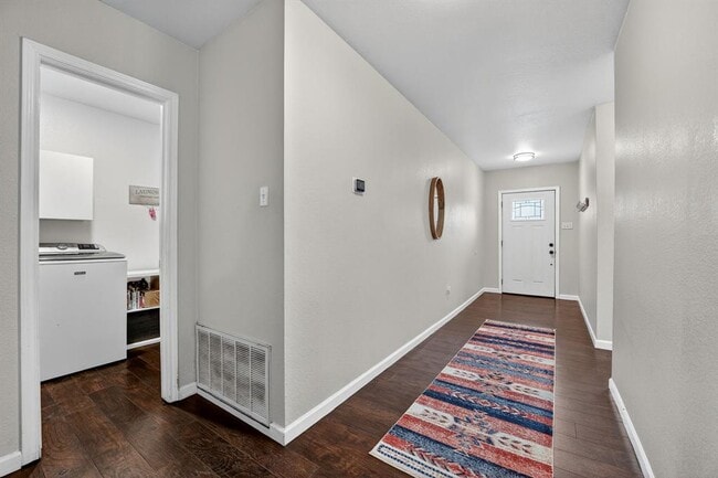 Building Photo - 14906 Foy Dr