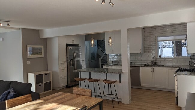 Building Photo - 1661 Choctaw St