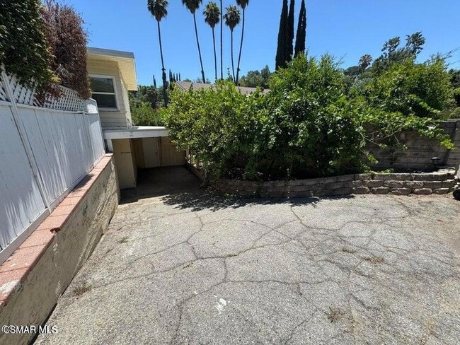 Building Photo - 22319 MacFarlane Dr