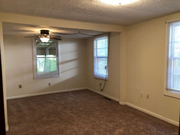 Building Photo - 1 bedroom/1 bath off Harrietts Bluff