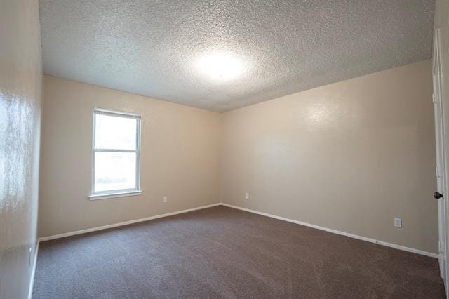 Building Photo - 710 Pyramid Dr