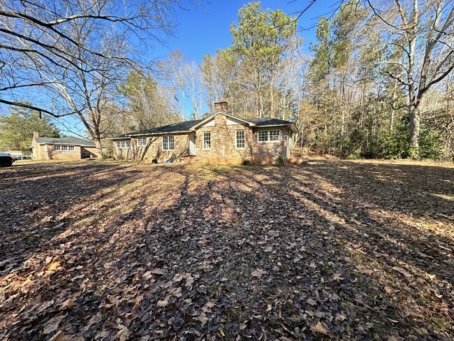 Primary Photo - 165 Riverside Anx Dr