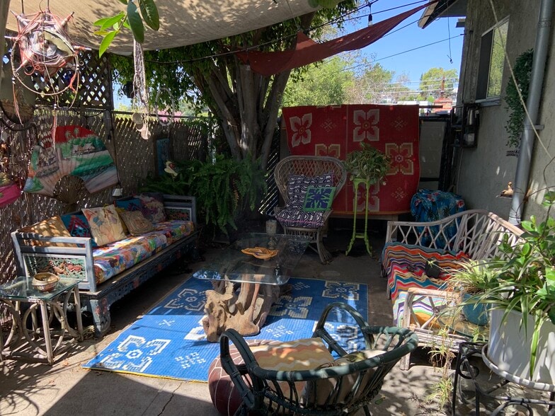 Building Photo - 1003 N Coronado St