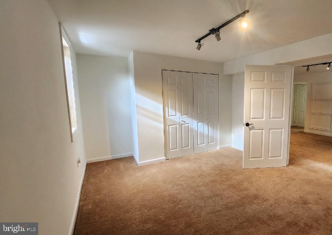 Building Photo - "Charming 2-Bedroom Retreat in Bowie with Spacious 1,514 Sq Ft!"
